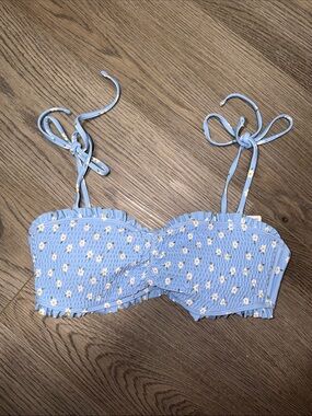 Hollister Light Blue Daisy Print Bikini Top